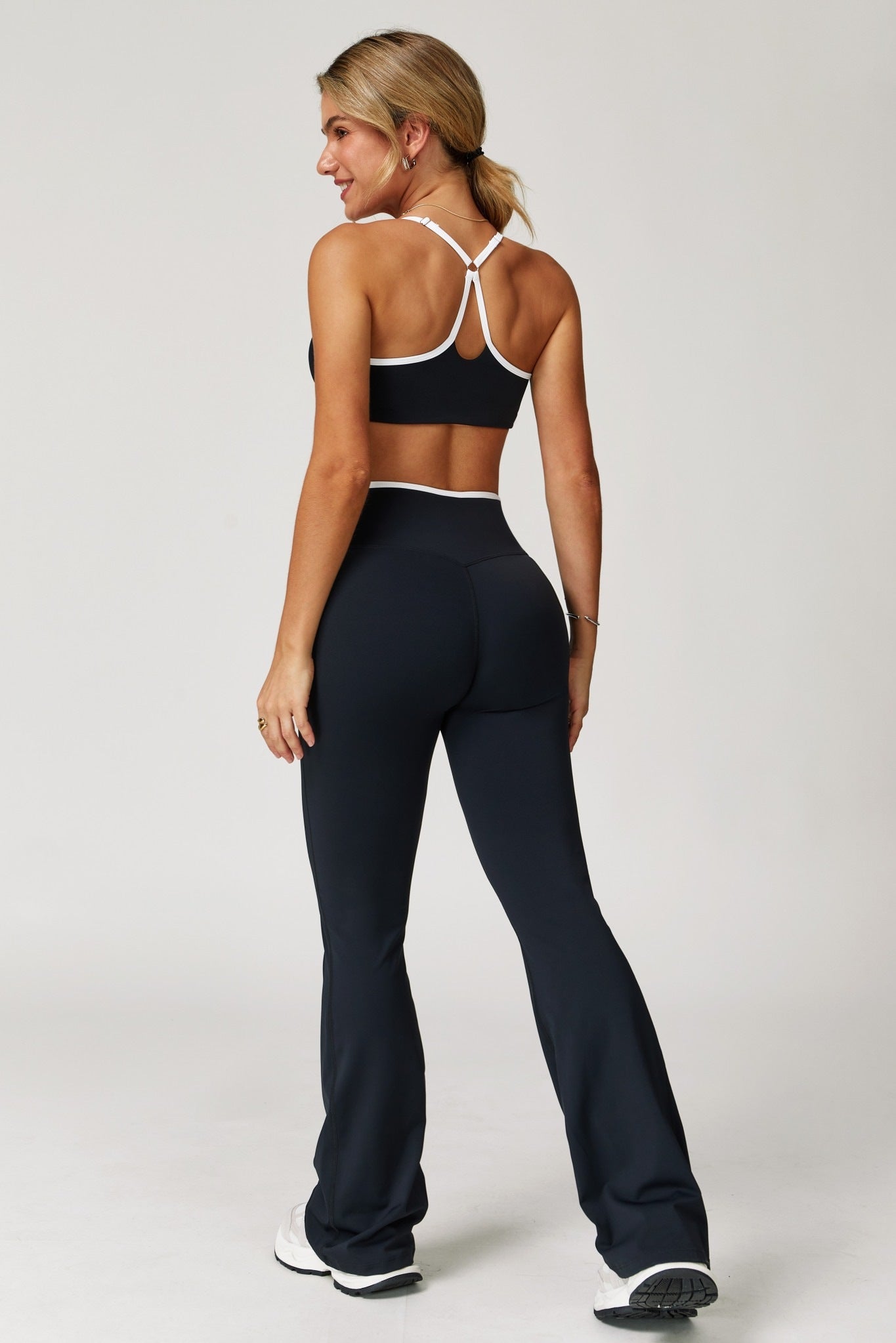Sophie - Angel Flare Leggings