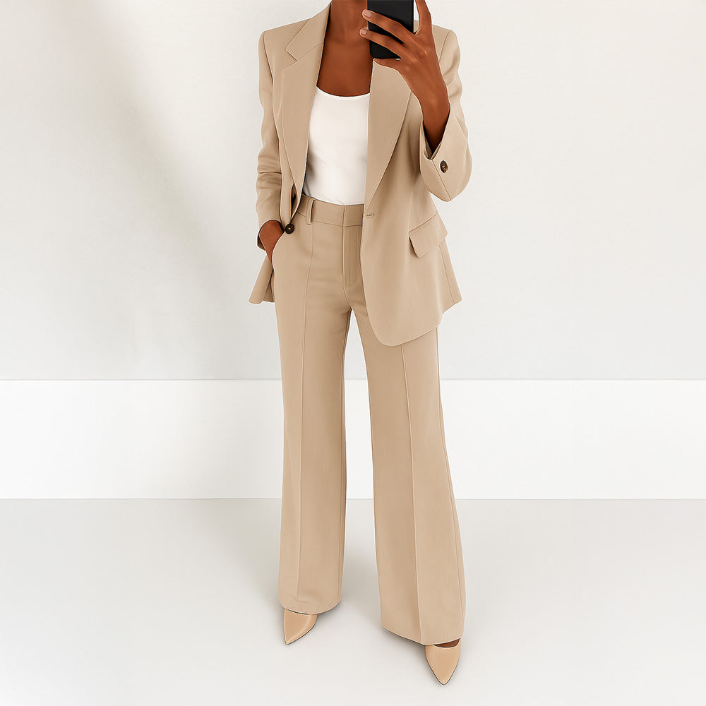 Grace – Timeless two-piece Suit