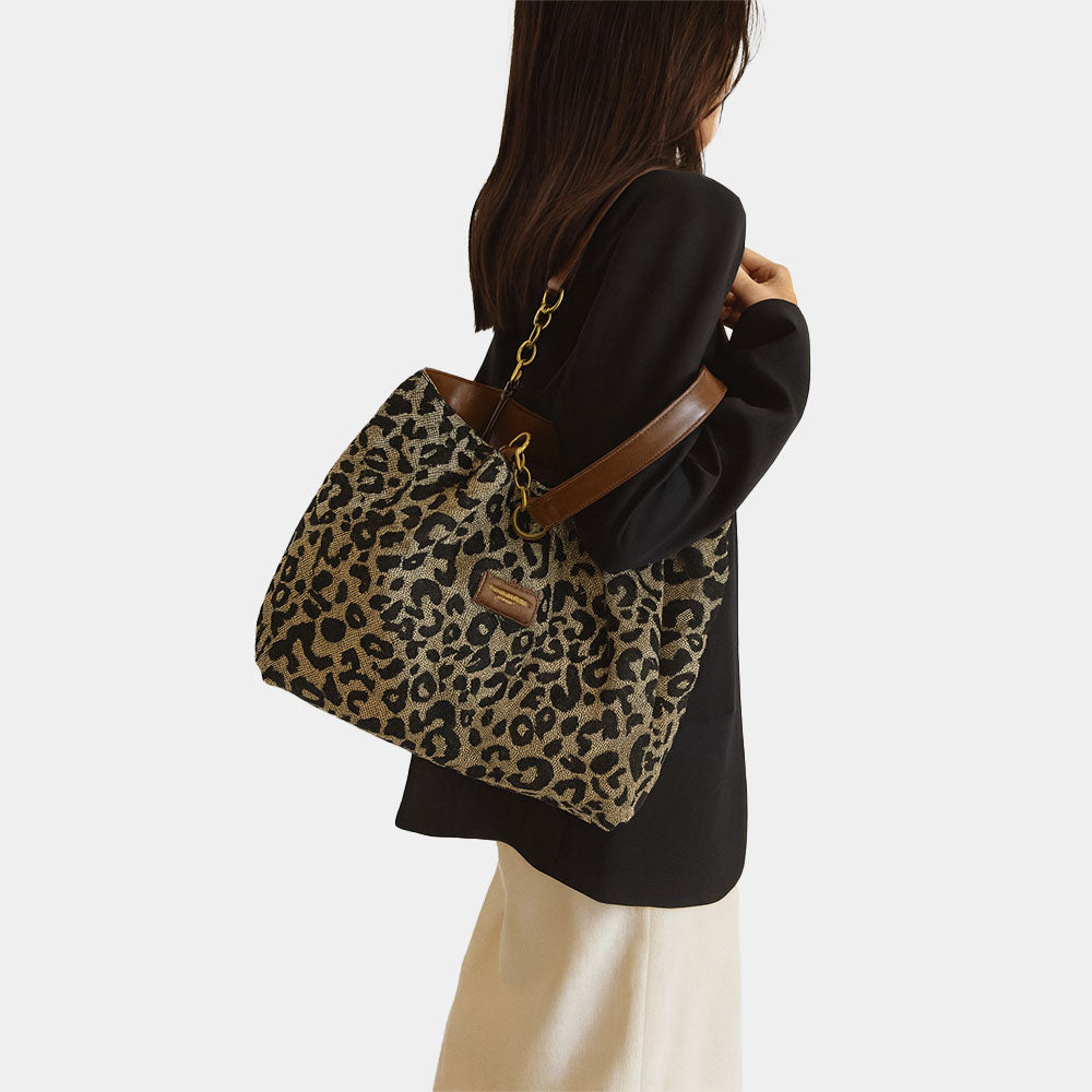 FREYA  - LEOPARD PRINT SHOULDER BAG
