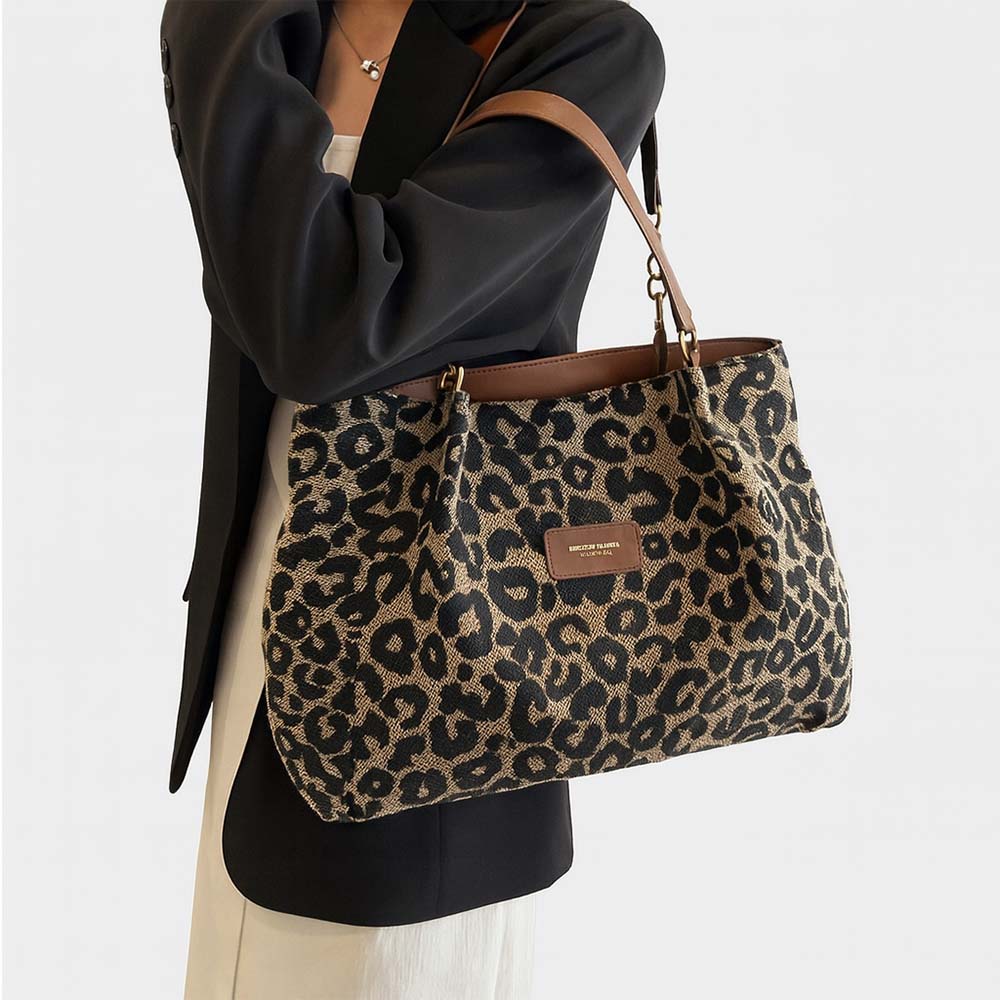 FREYA  - LEOPARD PRINT SHOULDER BAG